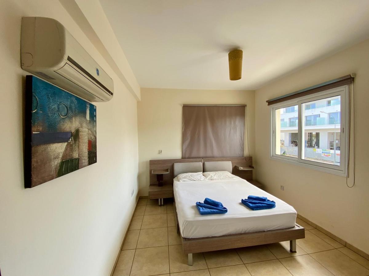 Sunny Cyprus Villa Paralimni Bagian luar foto