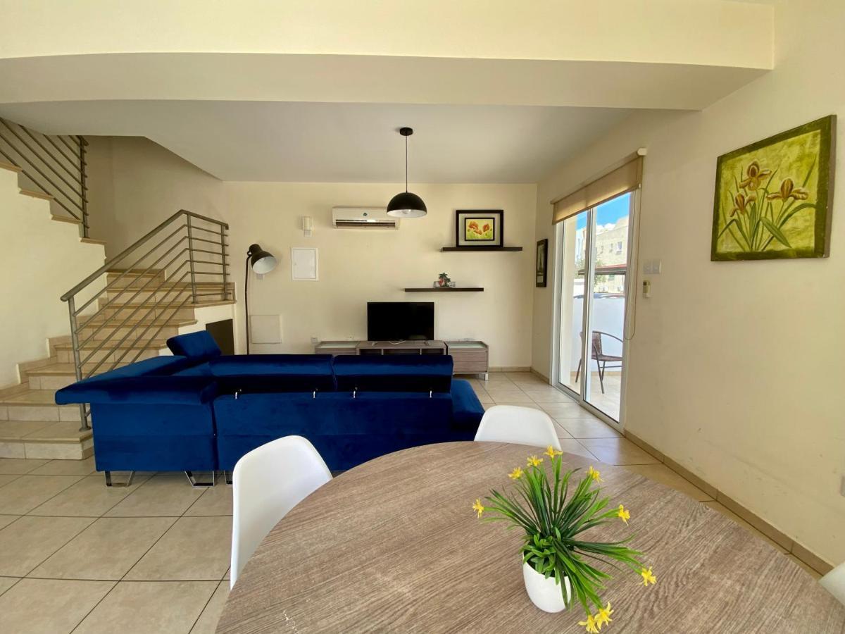 Sunny Cyprus Villa Paralimni Bagian luar foto